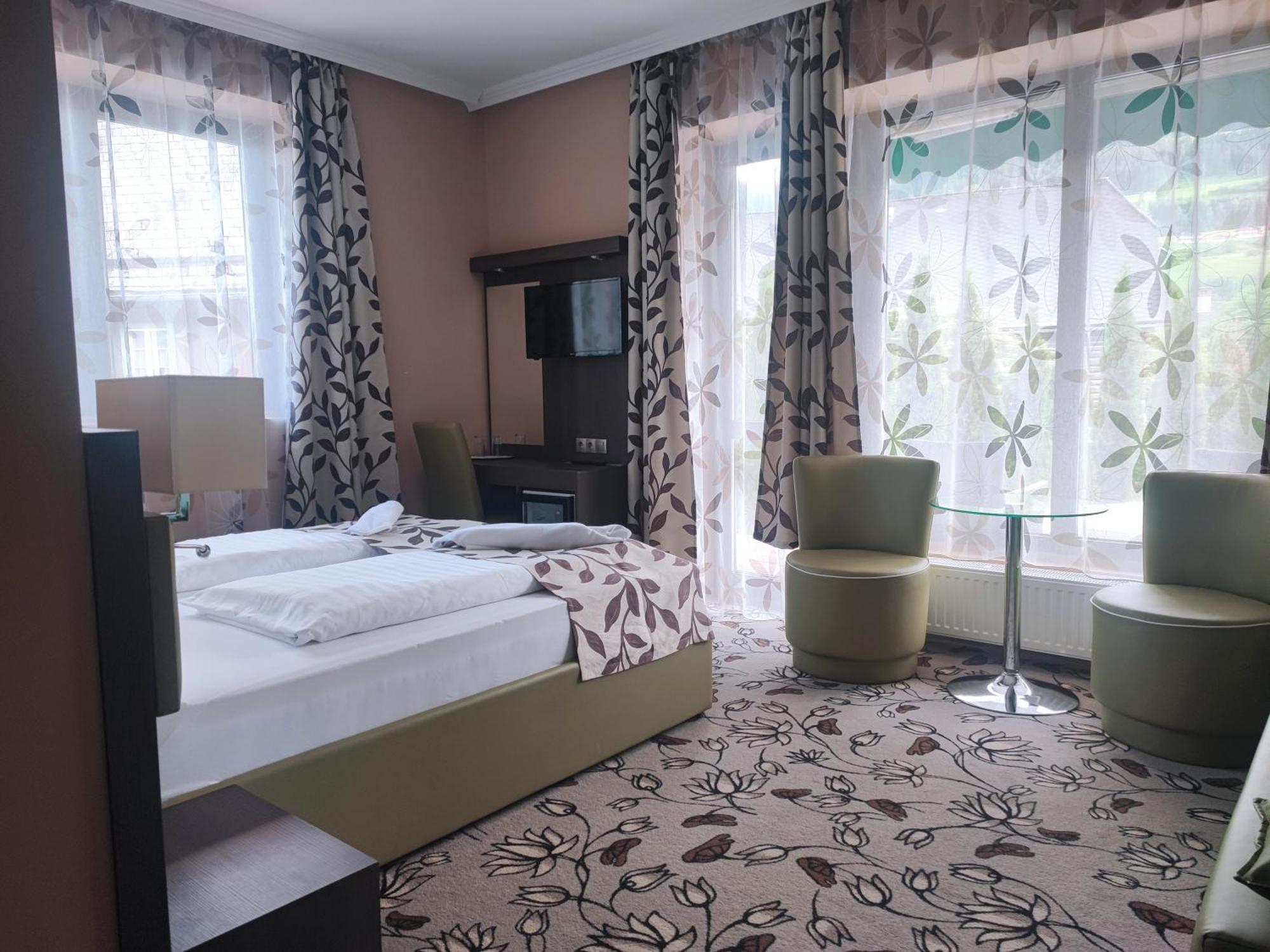 Hotel Pruggererhof Пругерн Екстериор снимка