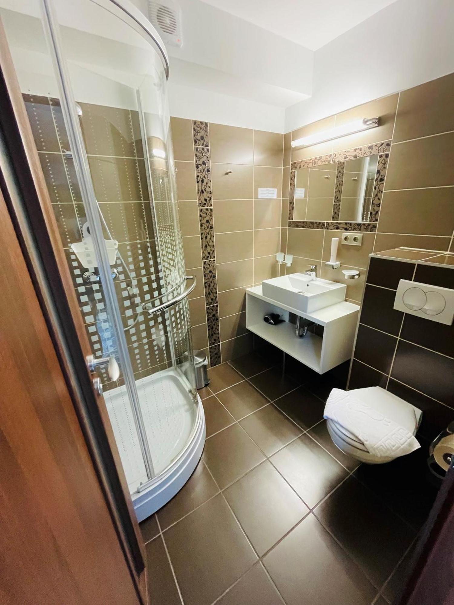 Hotel Pruggererhof Пругерн Екстериор снимка